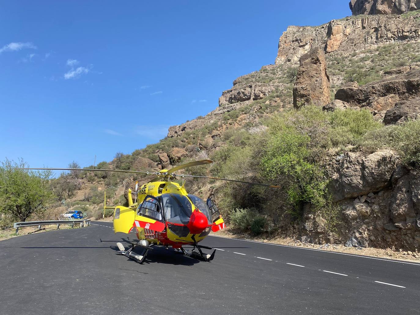 Un ciclista herido de gravedad tras ser atropellado en Tejeda, Gran Canaria
