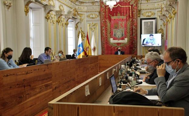 Nuevo varapalo judicial para Augusto Hidalgo