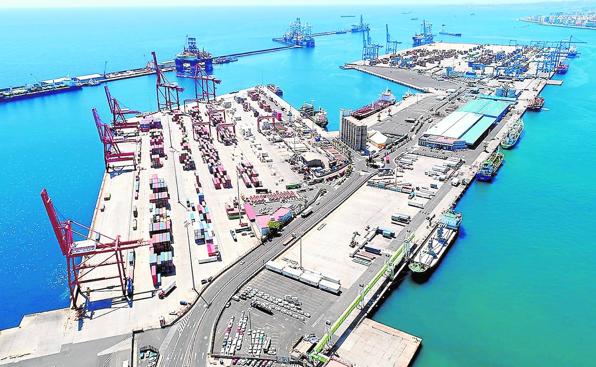 El Puerto factura 70 millones de euros en 2021 y rebaja la deuda a 21 millones