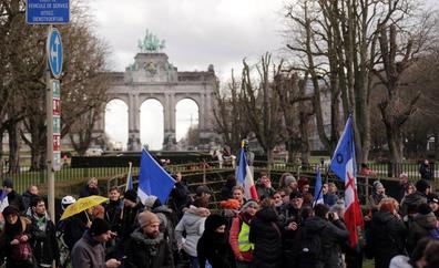 La policía belga frena al 'convoy de la libertad' en Bruselas