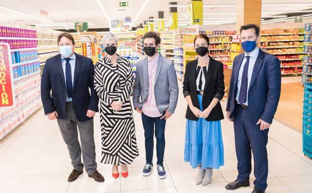 HiperDino favorece la inclusión y adapta su primera tienda para las personas con autismo