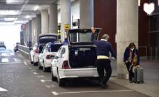 La cifra de 'transfer' del taxi en Gando subirá el lunes de cinco a siete al mes