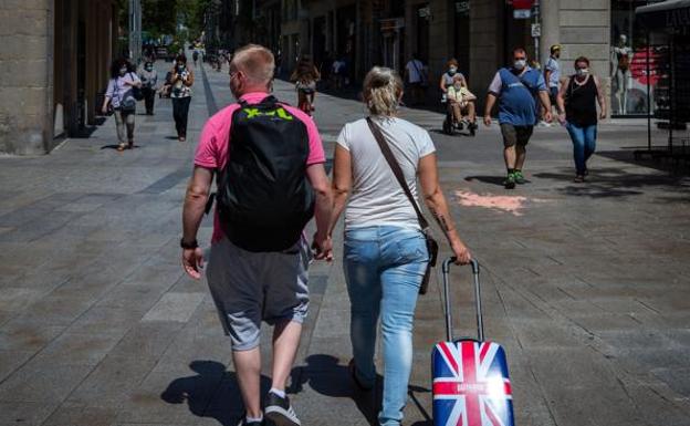 Canarias prevé atraer este año a 5 millones de británicos que «desean volver»