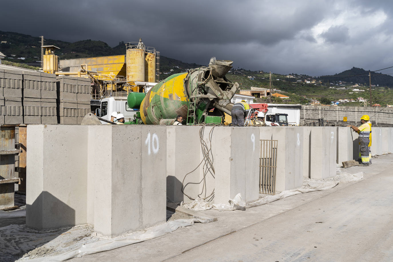 Empiezan los trabajos del embarcadero que unirá Puerto Naos con Tazacorte