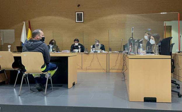 Las peritos dicen que el relato de la mujer no es creíble y el fiscal no acusa