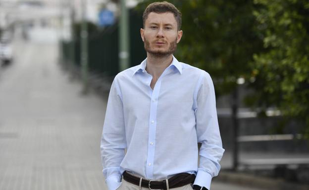 «Es inaceptable, una vergüenza y da lástima que la gente muera por Putin»