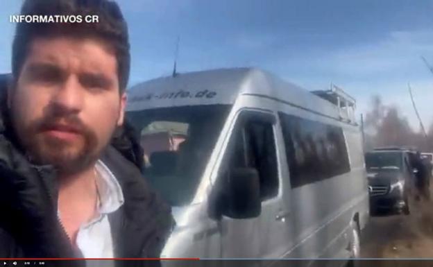 «Llevamos más de 30 horas sin dormir y no sabemos cuando llegaremos a Polonia»