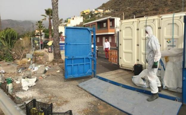 Limpieza estipula retirar hasta 30.000 kilos de amianto de los espacios públicos en dos años