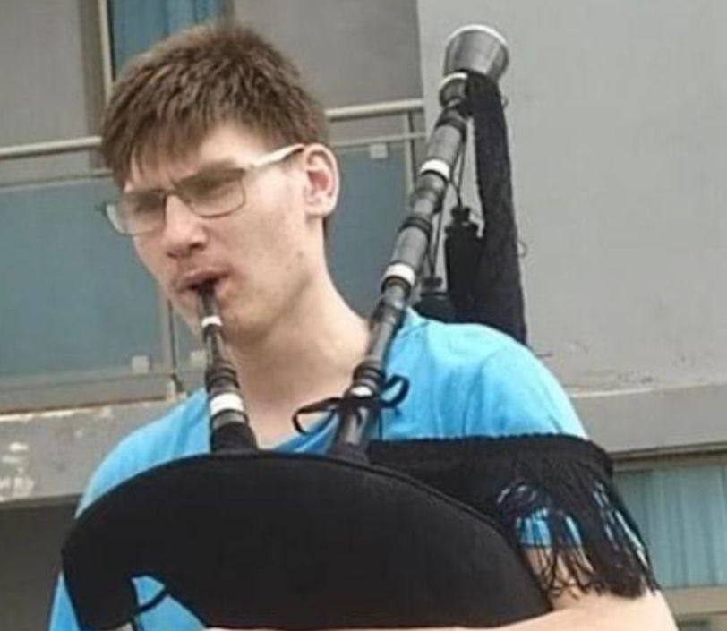 Localizan un teléfono que podría ser el del joven que murió tras ser agredido en La Minilla