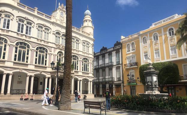 El Gabinete Literario, a punto para el rodaje de JLo en 'The Mother'