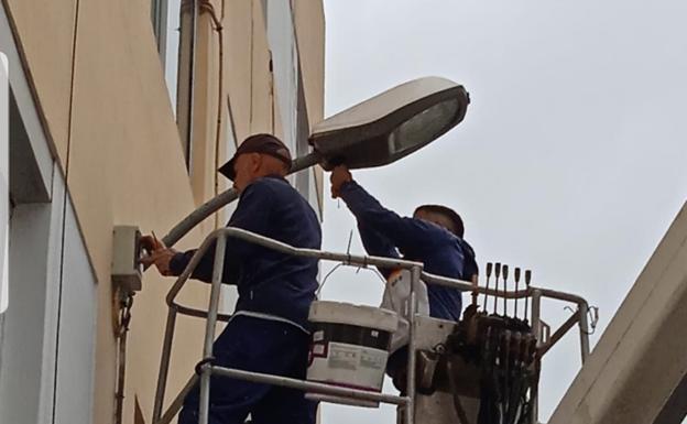 El consistorio de Teror inicia la renovación de 800 luminarias del alumbrado público