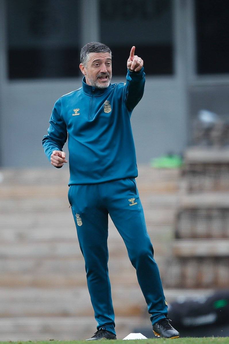 Pimienta: «En los 13 partidos que quedan vamos a dar un paso adelante»