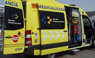 Herida tras chocar contra un árbol y volcar su vehículo en Canarias