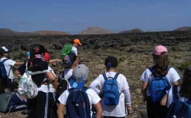 Tinajo programa 33 excursiones para que los escolares vean el municipio