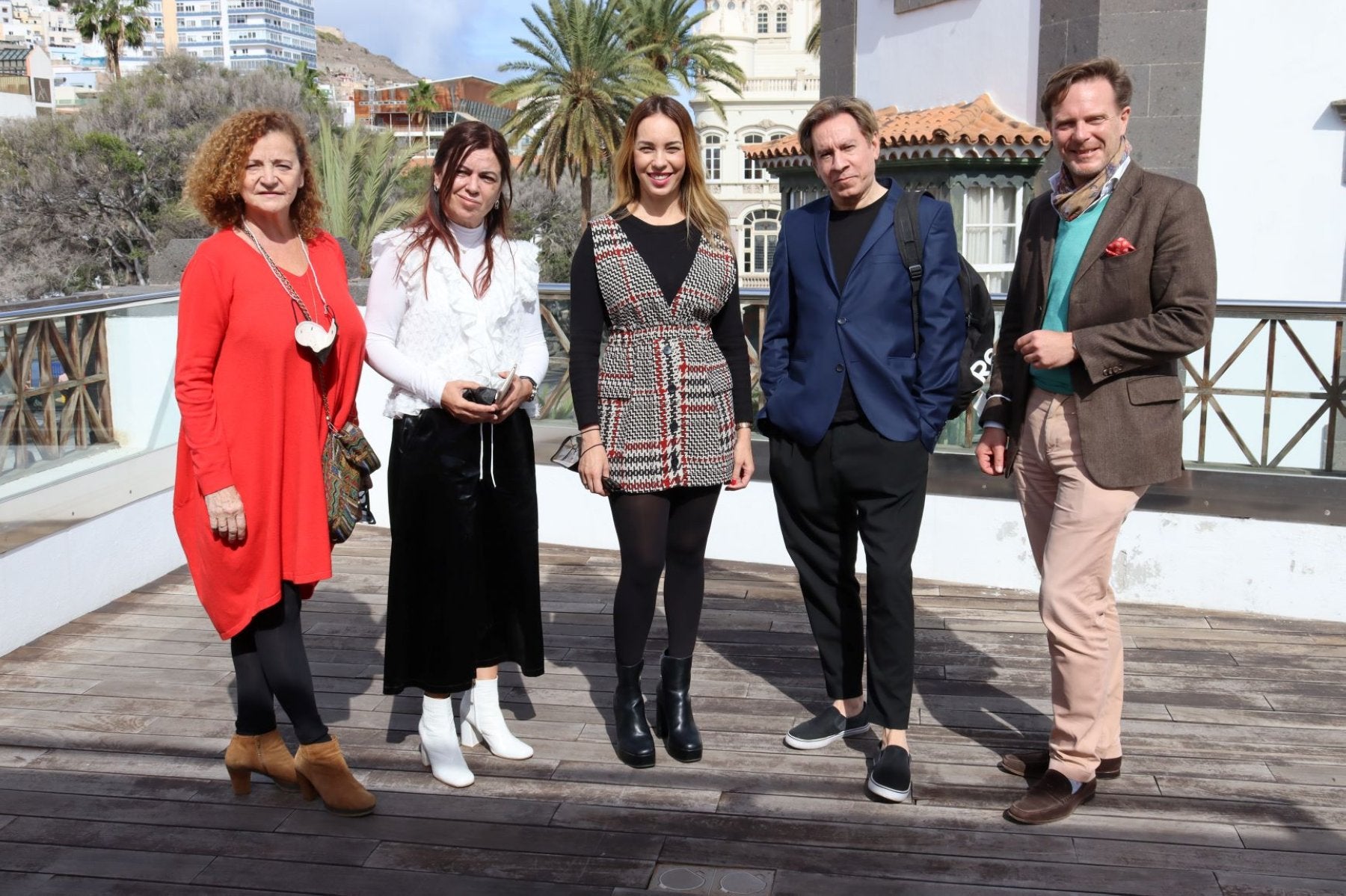 María del Pino marca el camino con su humor