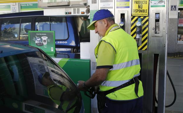 La gasolina sube por primera vez en las islas en varias ocasiones el mismo día