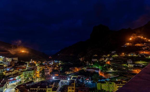 Las hogueras de San Juan, en Vallehermoso, Fiesta de Interés Turístico de Canarias