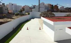 Agüimes mejora el patio de Infantil del Colegio Roque Aguayro