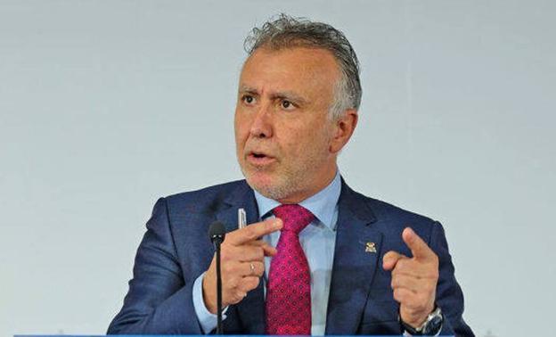 Ángel Victor Torres condena la invasión de Ucrania y exige su cese