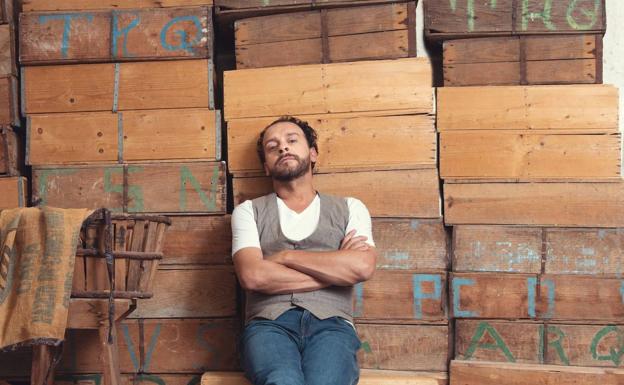 Paco Perera lanza a las redes 'Tanganillo'