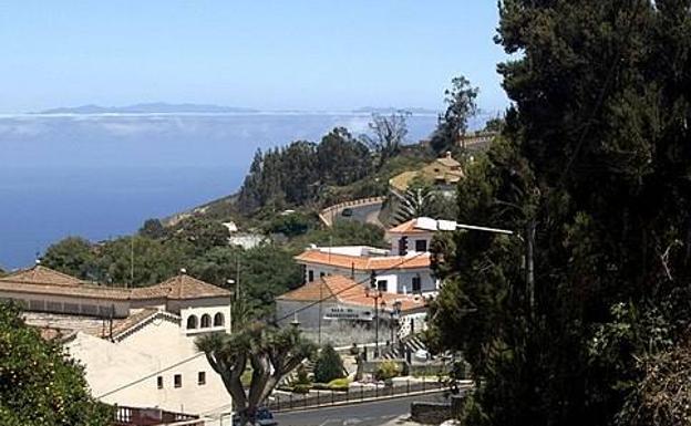 Un joven resulta herido tras sufrir una caída por un barranquillo en Tenerife