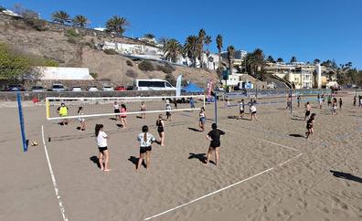 El CD Gran Canaria Sand Lizards Beach Volleyball lleva la enseñanza del vóley-playa a las aulas