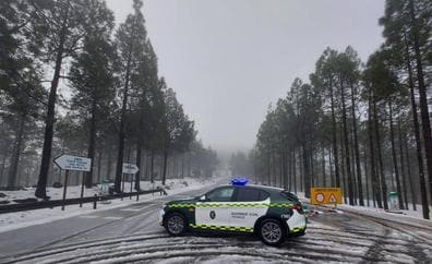 La Guardia Civil cierra el acceso a la cumbre de Gran Canaria por la helada
