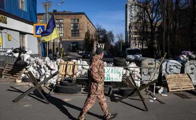 Kiev ordena encerrarse en casa a la espera del gran ataque ruso