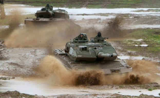 El Ejército de Tierra despliega artillería pesada en Letonia