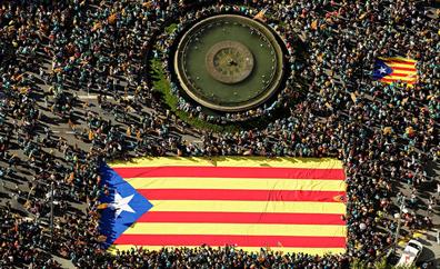 La Generalitat corrige al alza el sondeo sobre el desplome de la secesión