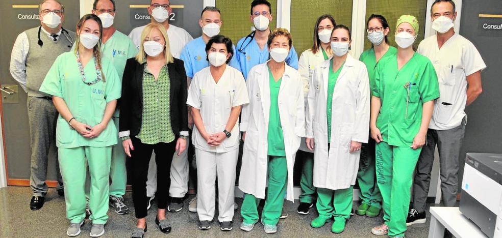 Doctor Negrín begins to perform heart transplants in asystole
