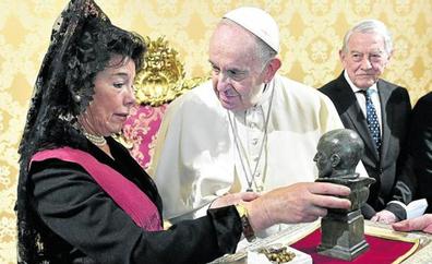 «Voy a seguir insistiendo al Papa para que visite España»