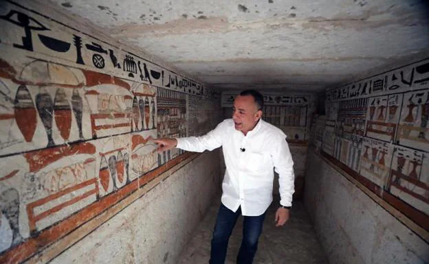 Egipto descubre cinco tumbas faraónicas con más de 4.000 años de antigüedad