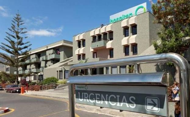 Grave tras sufrir una parada cardiorrespiratoria en playa Fañabé