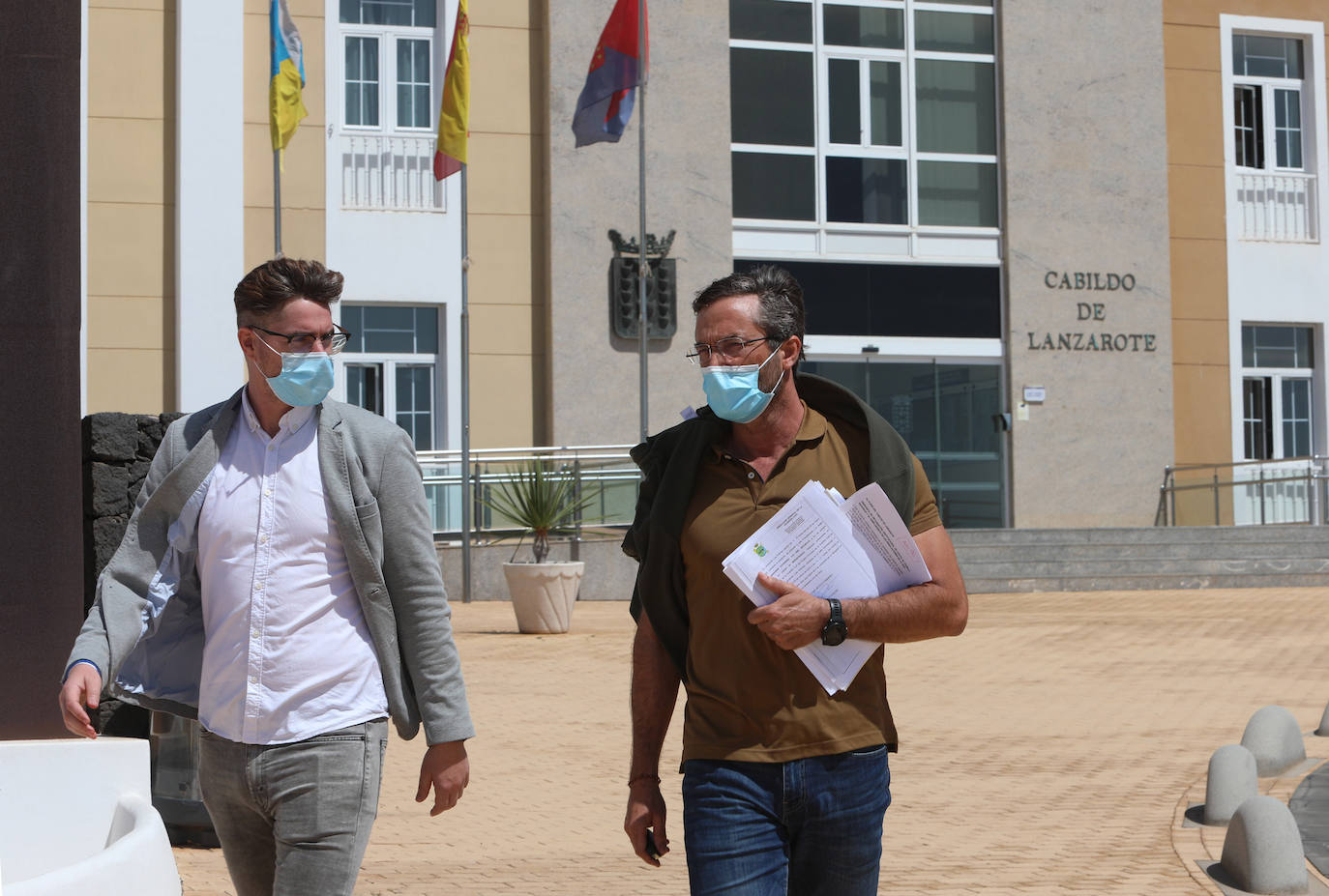 La UCO investiga a Pedro San Ginés, en su casa y en el Cabildo