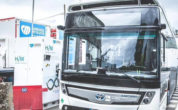 A prueba el primer autobús de hidrógeno de Galicia