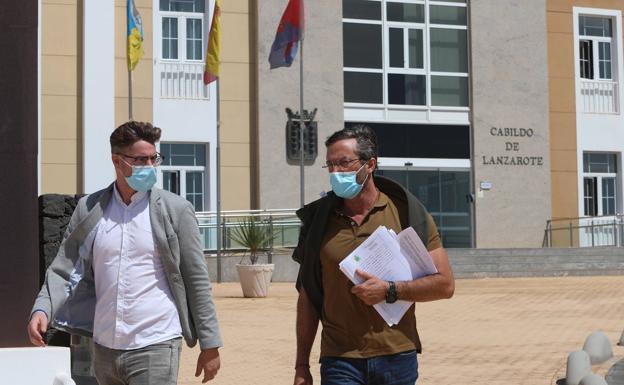 San Ginés descarta renunciar al acta y defiende la legalidad de su gestión