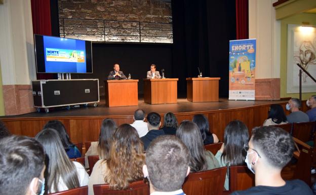 Imagen de las Jornadas Norte Emprende celebradas ayer en el Teatro Consistorial de Gáldar. /C7