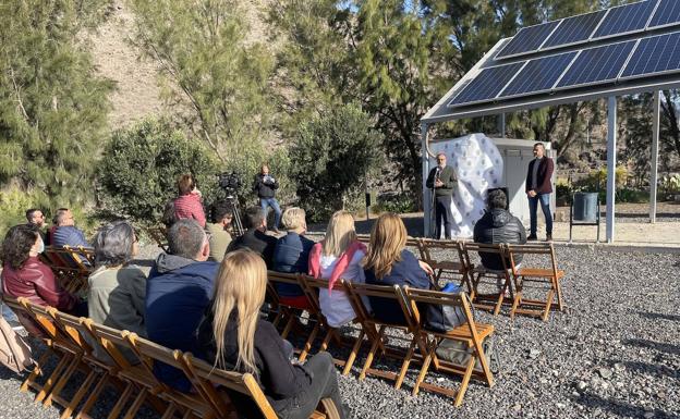 Un encuentro sobre bienestar animal en Santa Lucía reúne experiencias de cuatro islas