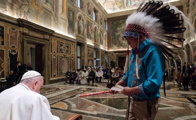 Francisco pide perdón a los indígenas de Canadá por los abusos en los internados