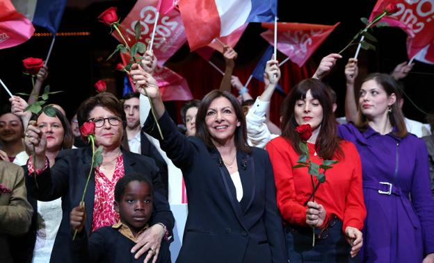 Anne Hidalgo, durante un acto celebrado en París este domingo./AFP