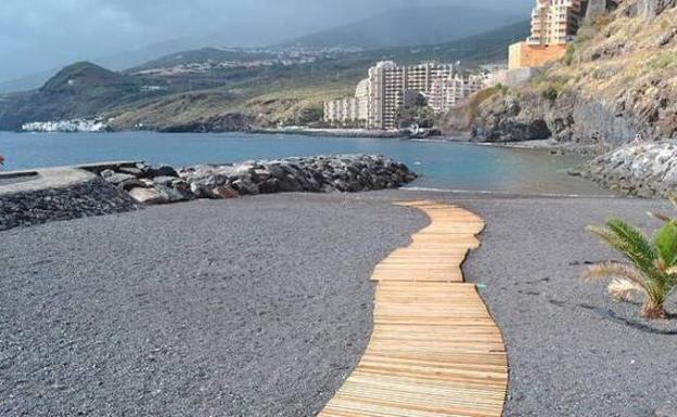 En estado crítico un submarinista rescatado del mar en Tenerife