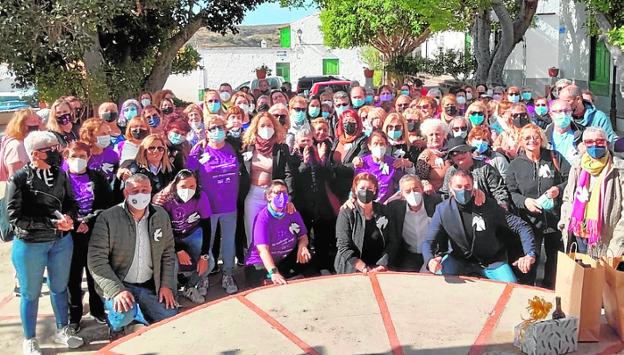 Mujeres de Jinámar y Arico estrechan lazos a través del deporte y la convivencia en Tenerife