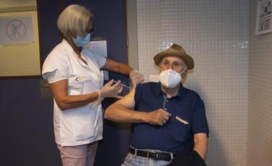 Canarias tiene la incidencia más alta del virus en mayores de 80 años