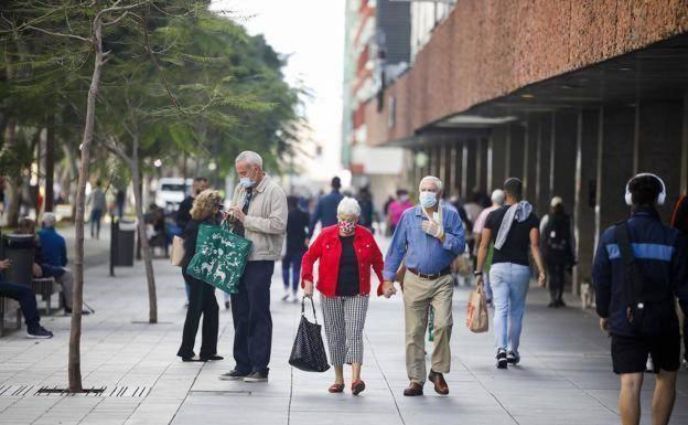Canarias suma ocho muertes por covid, entre ellas una persona de 36 años