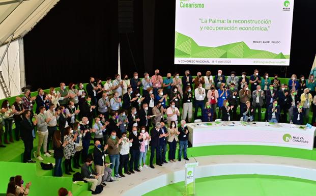 Nueva Canarias refrenda el liderazgo de Román Rodríguez por unanimidad