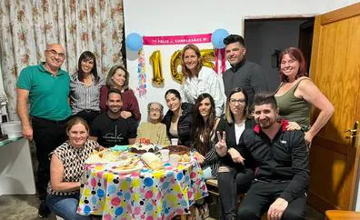 Mariquita Suárez cumple 105 años junto a los suyos