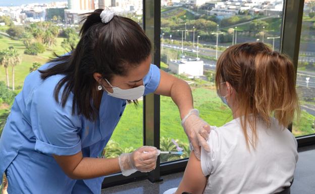 Sanidad reconoce que la vacunación está «en una meseta»
