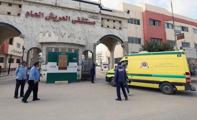 Al menos diez muertos tras colisionar un autobús y un camión en Egipto
