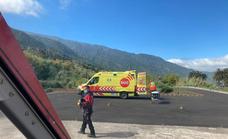 Rescatan en helicóptero a una senderista herida en La Palma